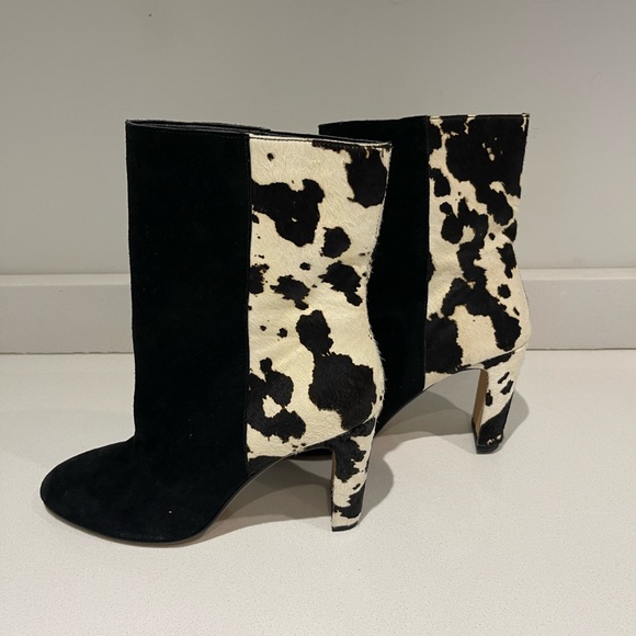 $249 stunning Dolce Vita genuine cow hide black suede heeled boots booties sz 8 - Picture 4 of 6